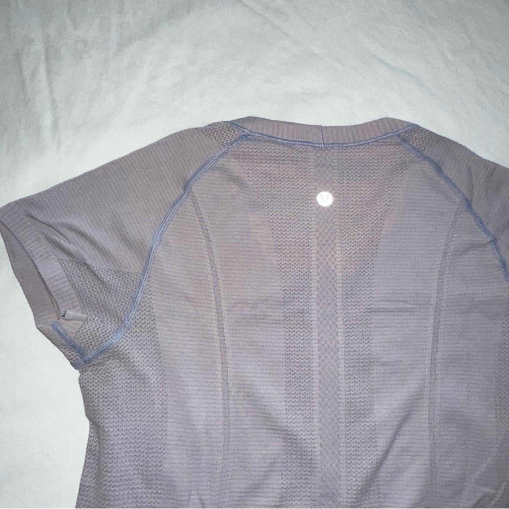 Lululemon swiftly tech short sleeve - Picture 2 of 6